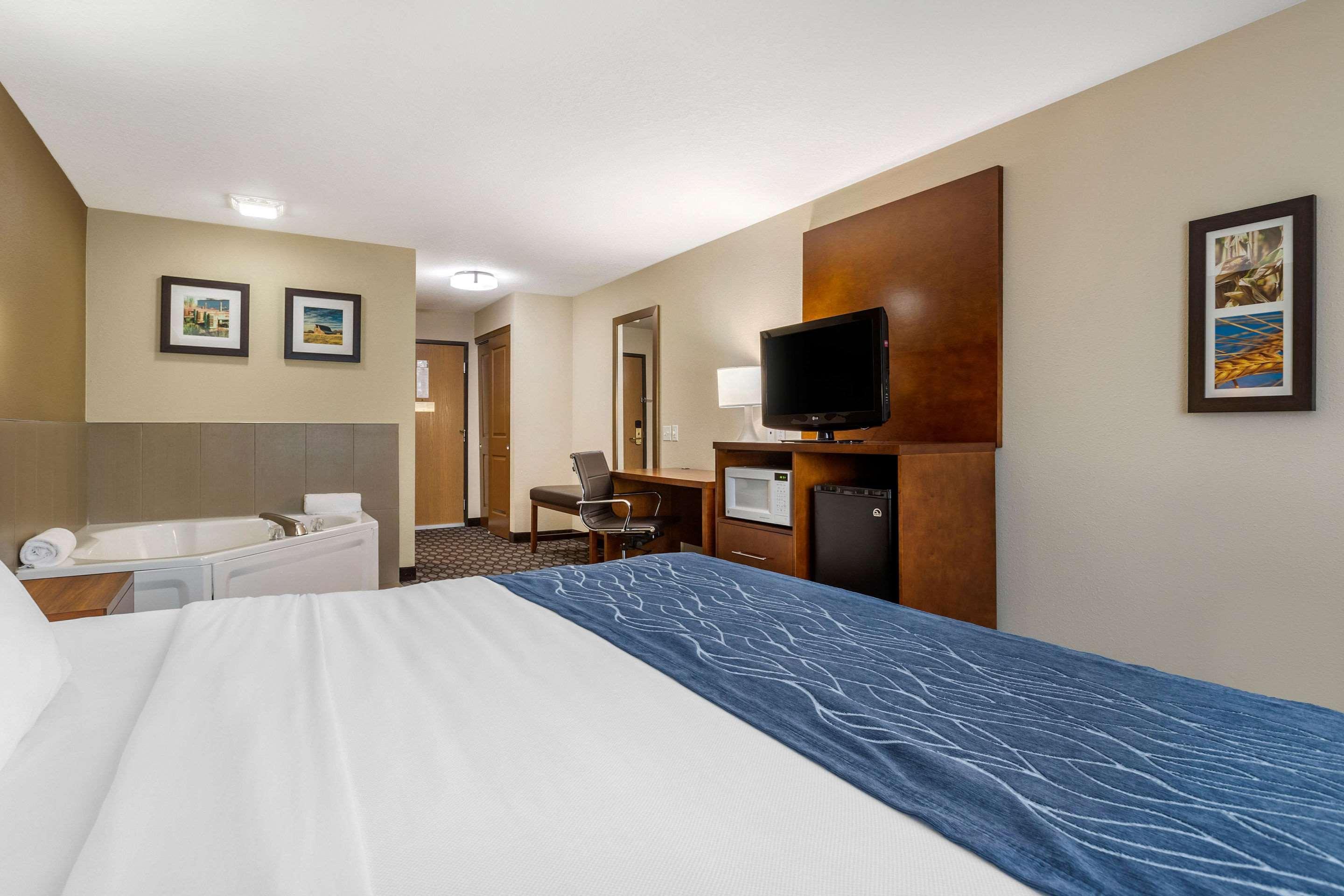 Comfort Inn Story City Exteriér fotografie